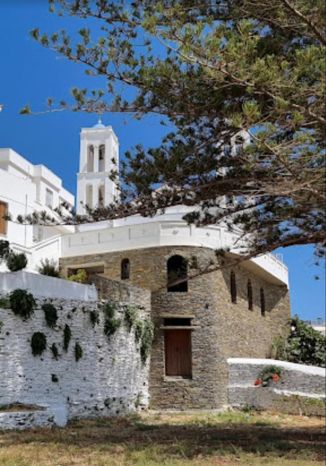 House Paraporti